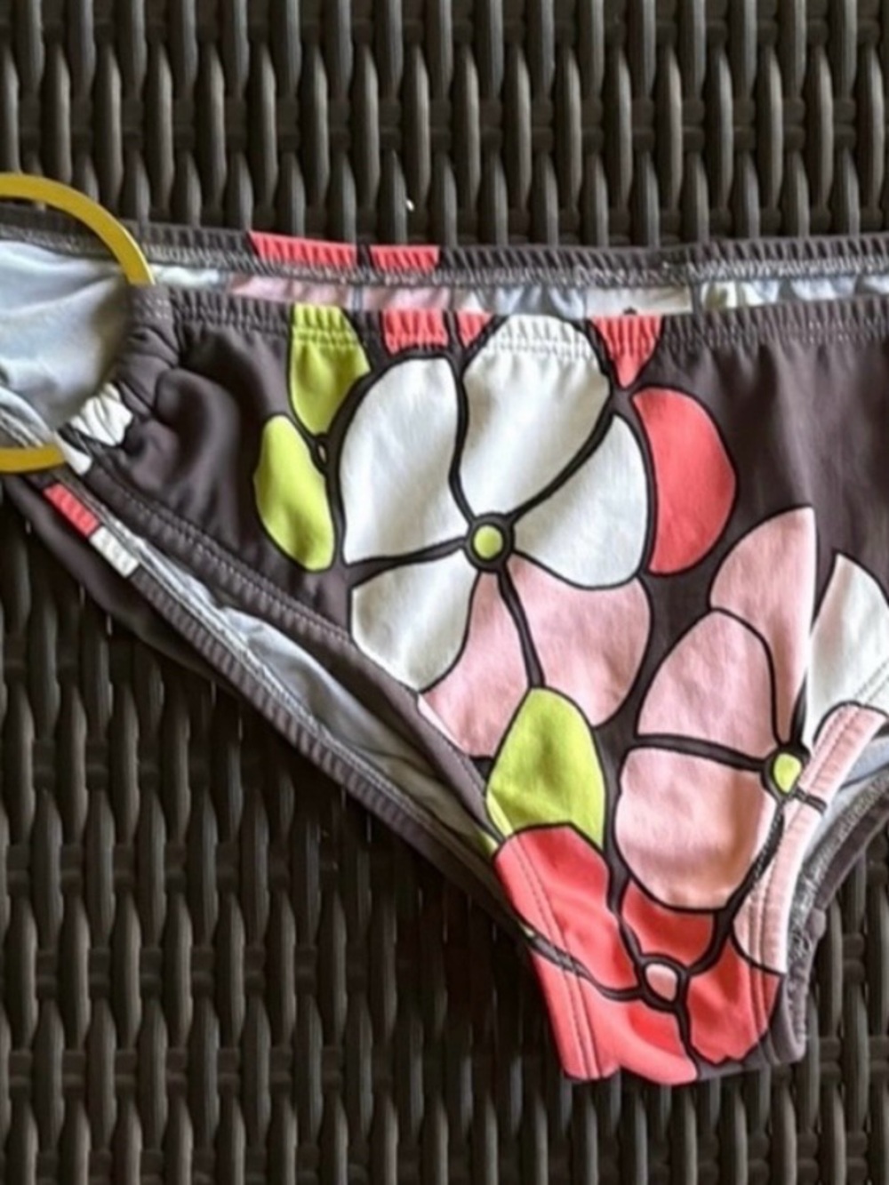 Tara Grinna Floral Ring Side Bikini Bottoms Size 8 NWOT Gray Pink White Gold